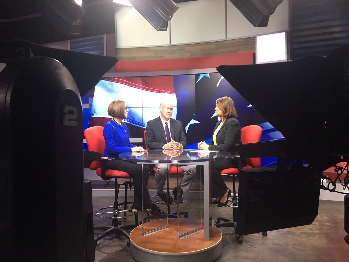 KATUNews's tweet image. Independent Party of Ore. candidate Patrick Starnes is suspending his campaign for governor and endorsing Gov. Kate Brown. katu.com/news/local/ind…