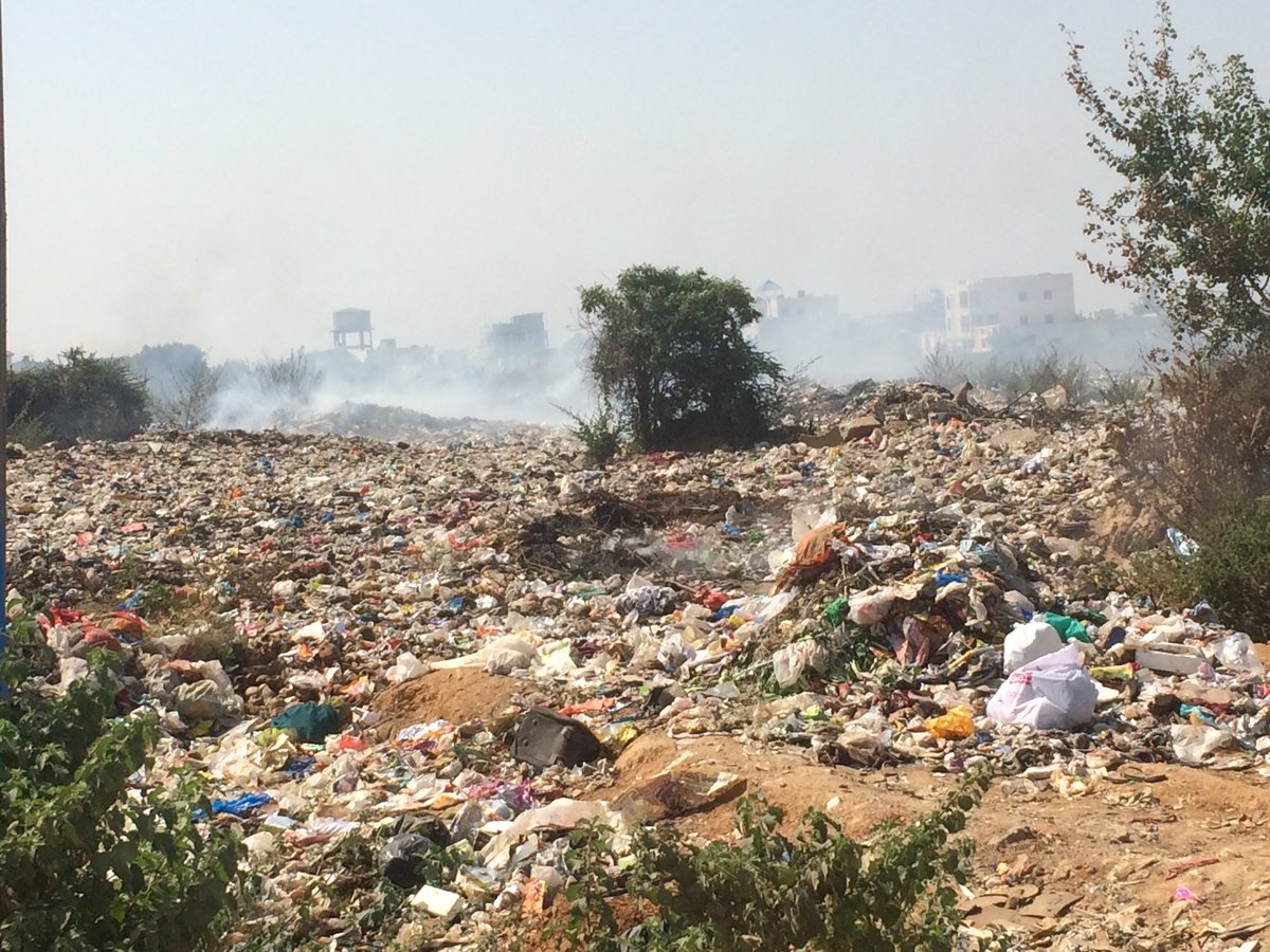 dinesh_pingali's tweet photo. @nareshbejjanky @zcwz_ghmc Plastic burning every 2 days there is no action from Ameenpur municipal office private people collect money 100 rs per house which yearly 1 cr collection going to private which is running like years without taking minimal like cleaning,bleaching and shifting no action till date https://t.co/pchHgpfwl8
