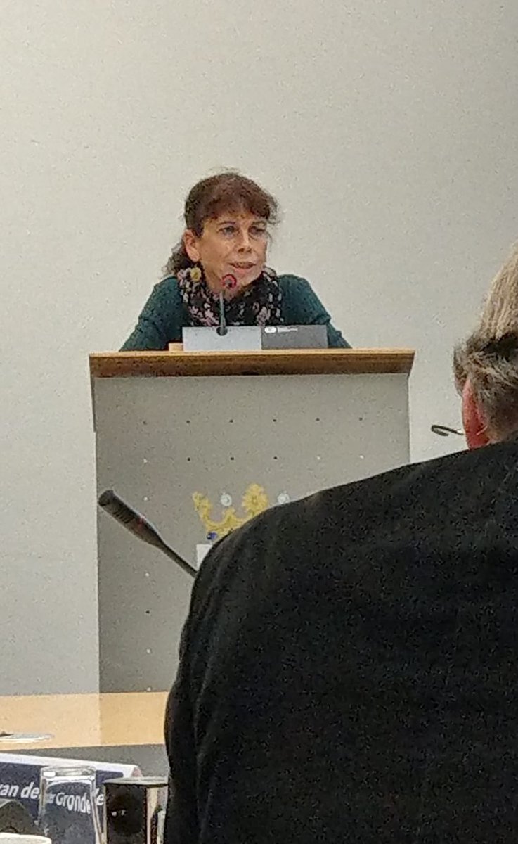 marjanvangiezen's tweet photo. Weer even terug in Raad @Gemeente_LV,  om te pleiten voor kleine structurele subsidie voor behoud @HetVeurTheater. Zo’n theater mag je niet verloren laten gaan!! https://t.co/ulISO4X9hx