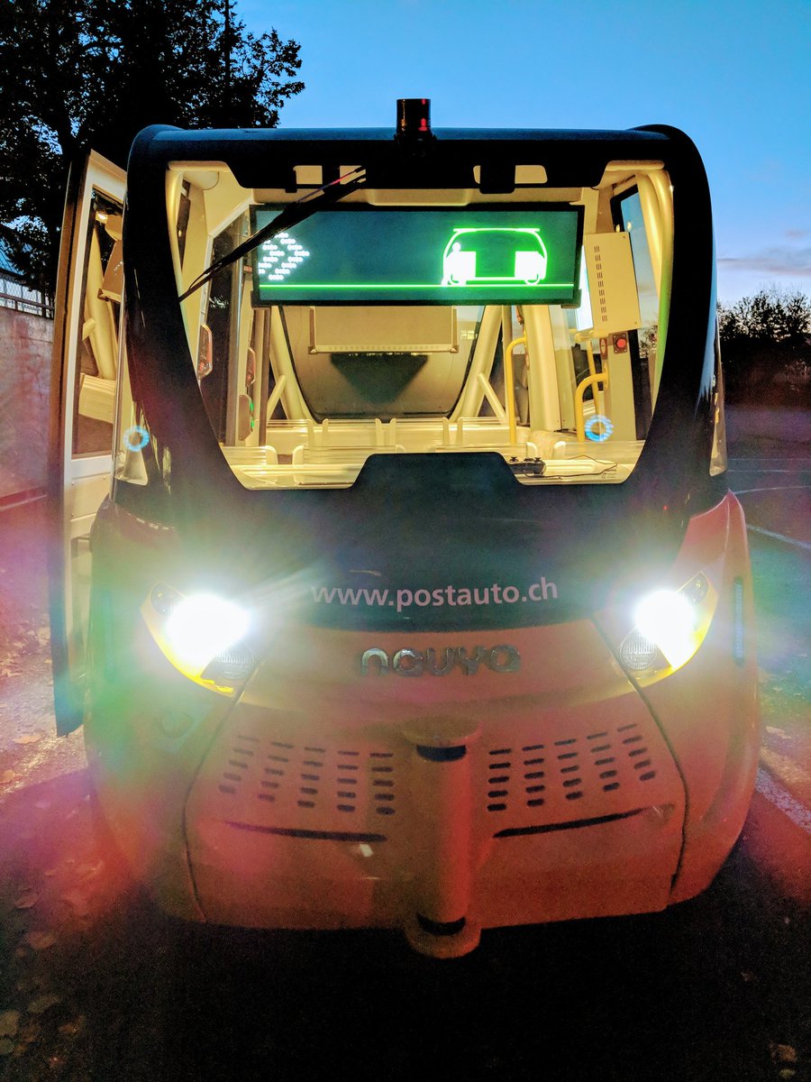 markwaber's tweet photo. Danke Jürg Michel von @PostAuto für die spannenden Ausführungen zu den #SmartShuttles und @simoneggler @andreasrava sowie Livia und Andy für die Organisation des RaitITHub #4. 👍 https://t.co/KbKaWp90ux