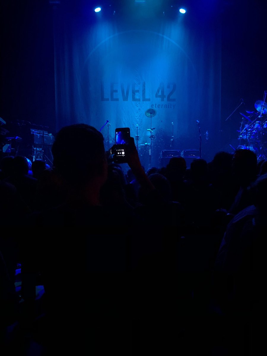 Tijd voor lessons in love #level42