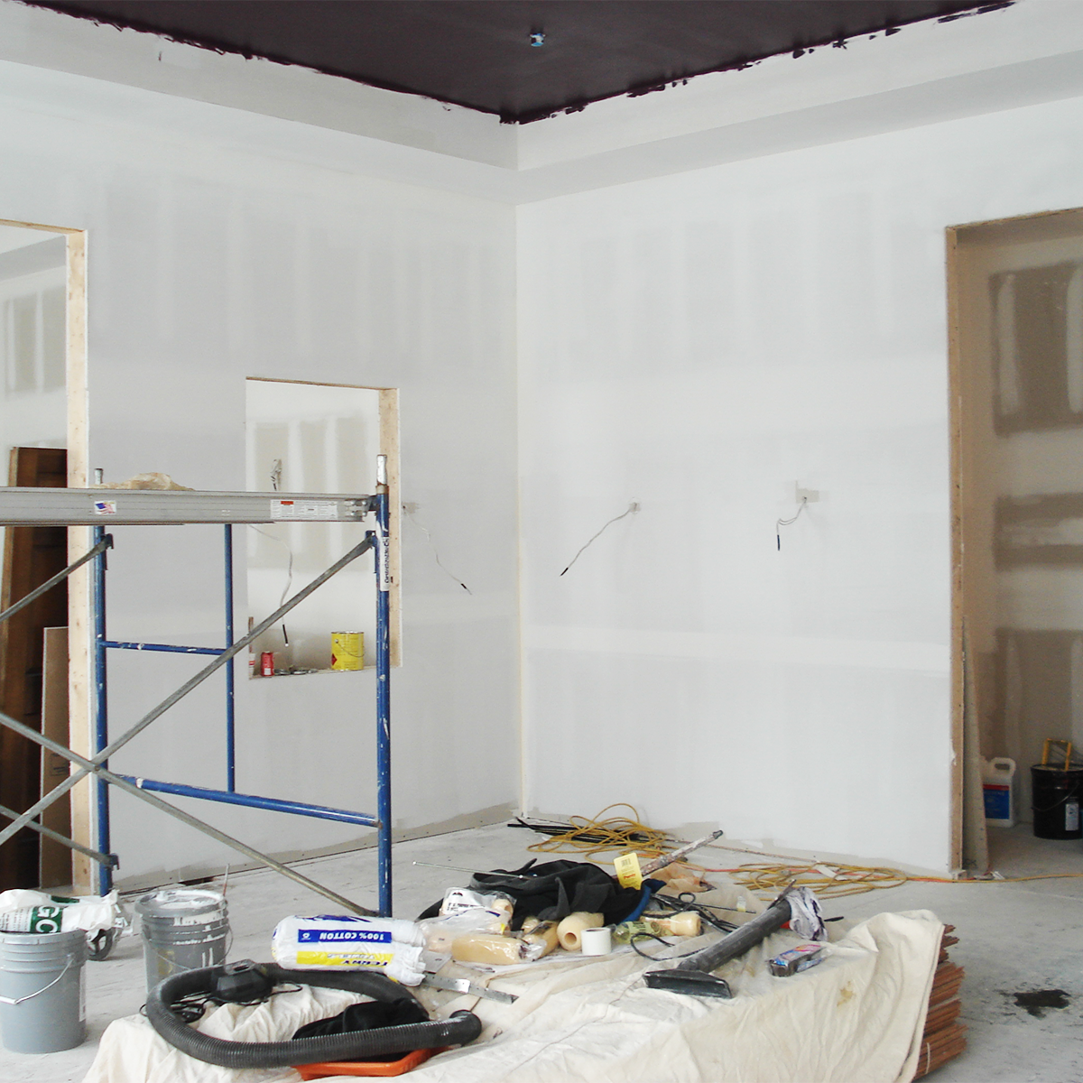 KCDinteriors's tweet photo. Custom millwork and murals at @loiefullers - one of our favorite designs. #transformationtuesday #beforeandafter https://t.co/SO6YoRVHdI