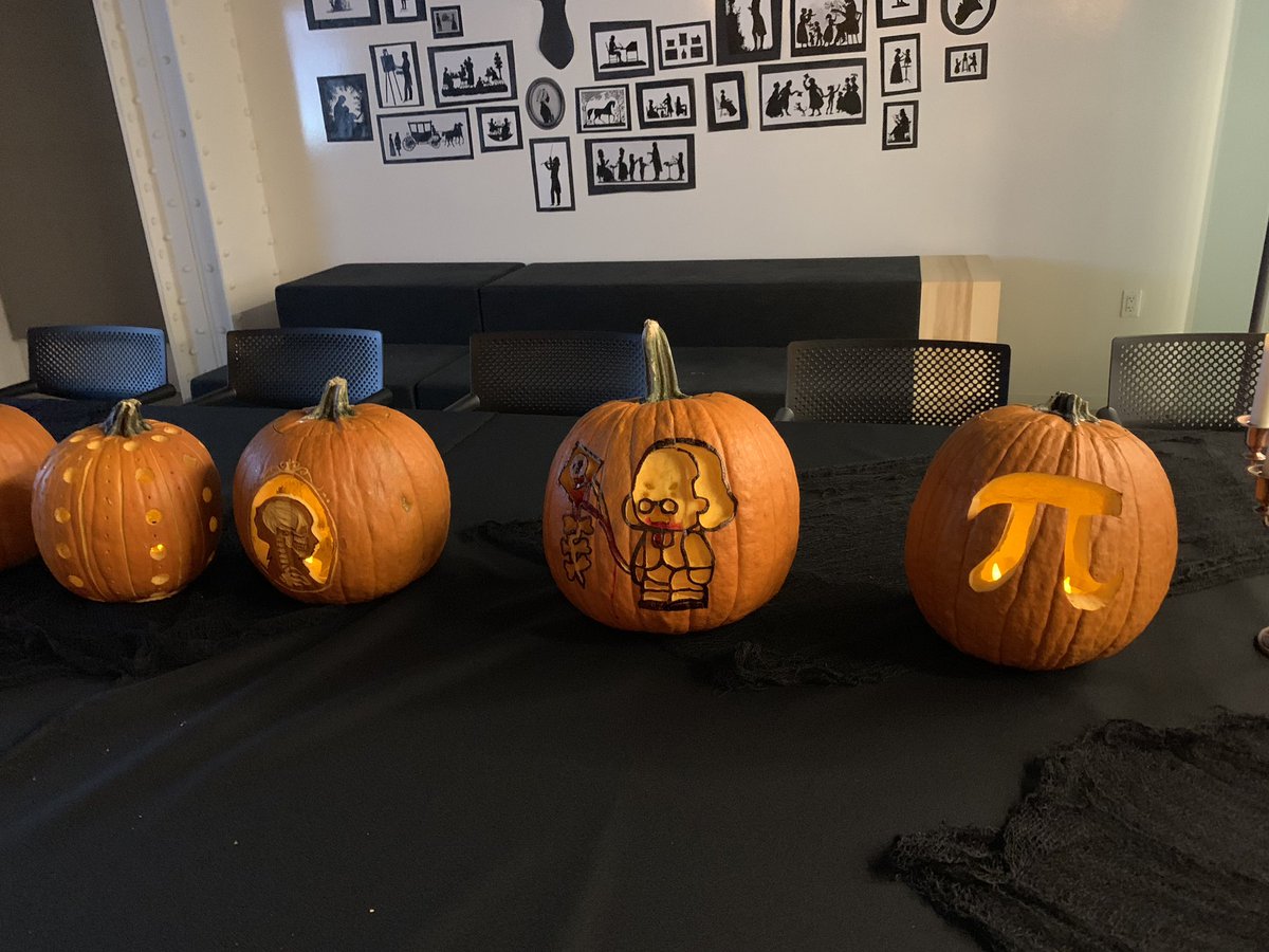 Macro_Savills's tweet photo. #fun and #spooky times at @IAarchitects #Halloween #Party! Great #theme and #wonderful decor! Congrats on the new #Philly office. Best of luck in your #future endeavors. #macroturns25 #macropm https://t.co/igD5c5TFOC