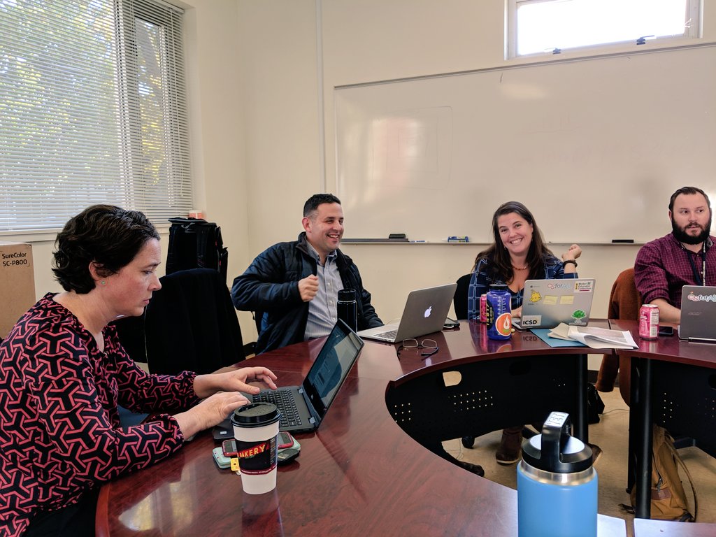 ICSDEdTech's tweet image. Brainstorming how to create a vibrant #CSedweek in @IthacaNYSchools #icsdedtech #TEAMICSD #CSforAll