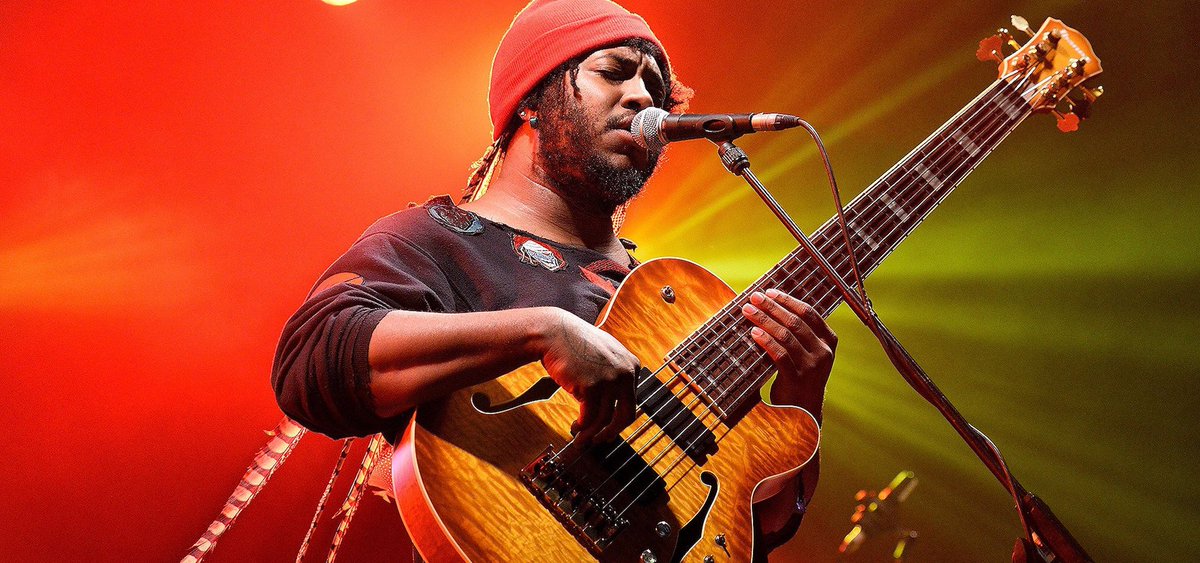 Rave Mag (@theravemag) on Twitter photo İsimlerini yan yana gördüğümüz festival programı sanacağımız <a href="/flyinglotus/">FLYLO</a>, <a href="/Thundercat/">ashy daddy</a> ve <a href="/badbadnotgood/">badbadnotgood</a> üçlüsü yeni bir şarkı yayımladı.
goo.gl/nv1zeD İsimlerini yan yana gördüğümüz festival programı sanacağımız <a href="/flyinglotus/">FLYLO</a>, <a href="/Thundercat/">ashy daddy</a> ve <a href="/badbadnotgood/">badbadnotgood</a> üçlüsü yeni bir şarkı yayımladı.
goo.gl/nv1zeD