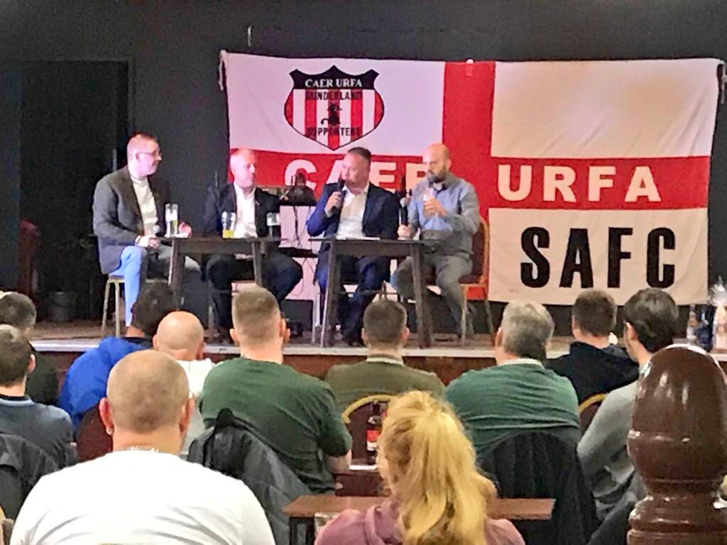 🤝 Our chairman @stewartdonald3 and club legend Bally have been out and about this evening, speaking to members of the <a href="/CaerUrfa_SAFC/">Caer Urfa Sunderland Supporters Branch</a> supporters branch at the Unionist Club in South Shields.

#SAFC
