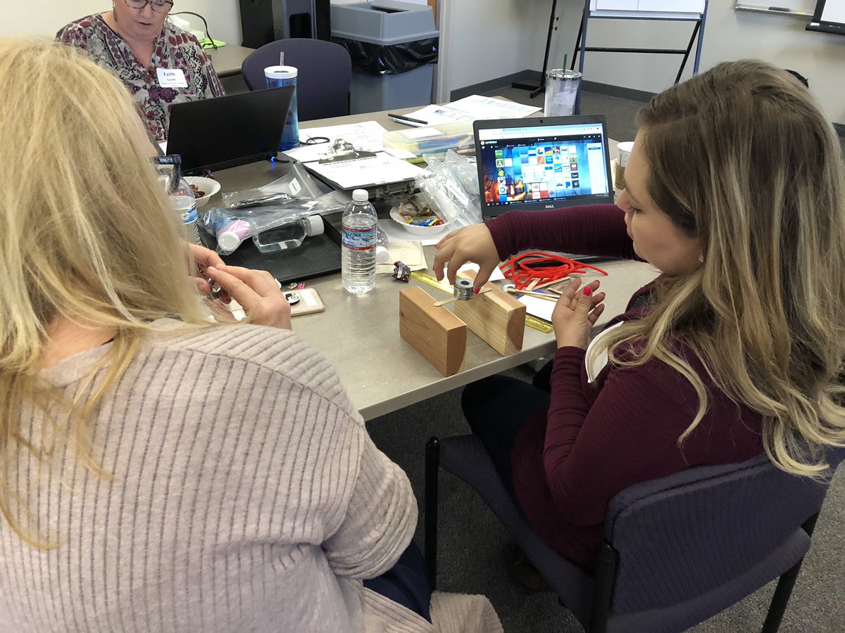 mavenofmath's tweet photo. Math and science integration with K-2nd grade teachers today here @scoecomm! https://t.co/uewAgipnVJ