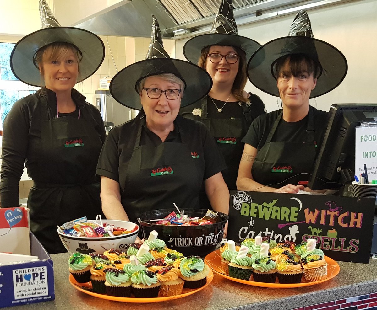 All set for Halloween at Y Cwtch Cafe Crynant, pop along for some breakfast followed by a cup of tea and spooktacular cupcake!! 

Open from 8am tomorrow 🎃🎃🎃