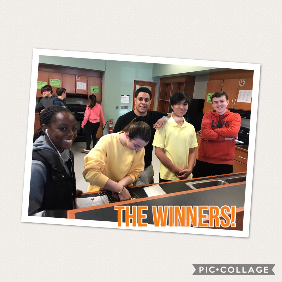 ThaRealMsChase's tweet image. The #cookiechallenge winners!