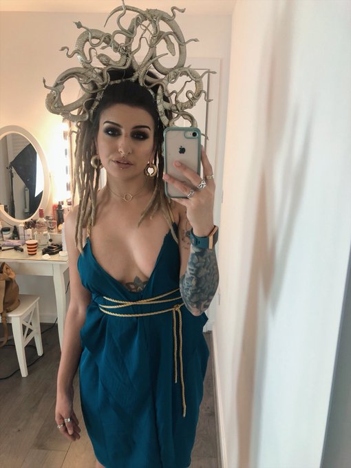 Sssssss https://t.co/2UtV1XL0lM<a href="/tag/footfetish"class="tags"><span>#footfetish</span></a><a href="/tag/fetish"class="tags"><span>#fetish</span></a><a href="/tag/kink"class="tags"><span>#kink</span></a><a href="/tag/pantyhosefetish"class="tags"><span>#pantyhosefetish</span></a>