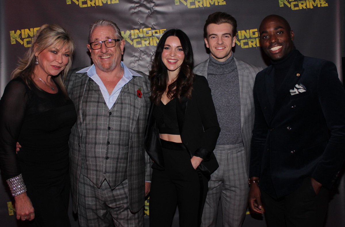 CrimeMovie's tweet photo. We all had a wonderful time on the King of Crime red carpet Premiere last night.
#kingofcrime #youvegotmyattention
@huskyfusky @Rach_Bright @HLB33 @Jonno_Davies @claireking101 
@MattGambell https://t.co/NZCu5CRIGM