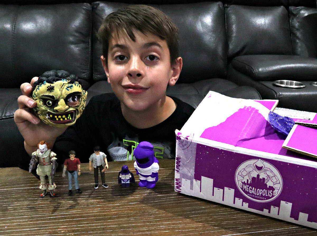 3sonshavei's tweet photo. Look what came in our #Megalopolis box? Just in time for Halloween, @MegalopolisToys #ToyOverload @alansluka240sx #entry https://t.co/WmmE8p6MiX