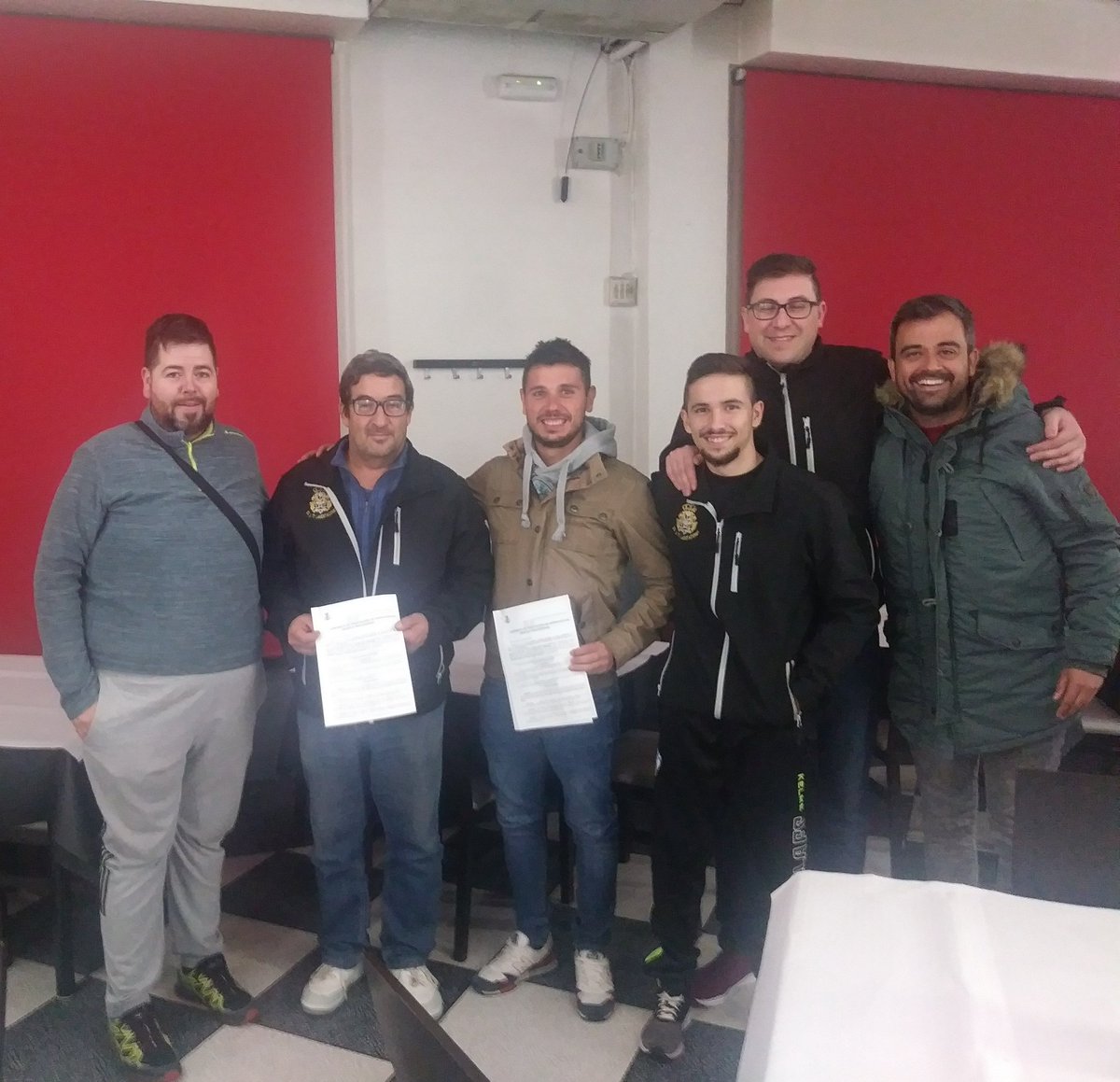 🔊 COMUNICADO OFICIAL.
Nuestra formación renueva contrato con la Cofradía de la Coronación de Espinas de la ciudad de Hellín (Albacete). Volvemos para acompañar musicalmente al paso titular de la Cofradía. Desde la directiva damos las gracias por la confianza mostrada un año más.