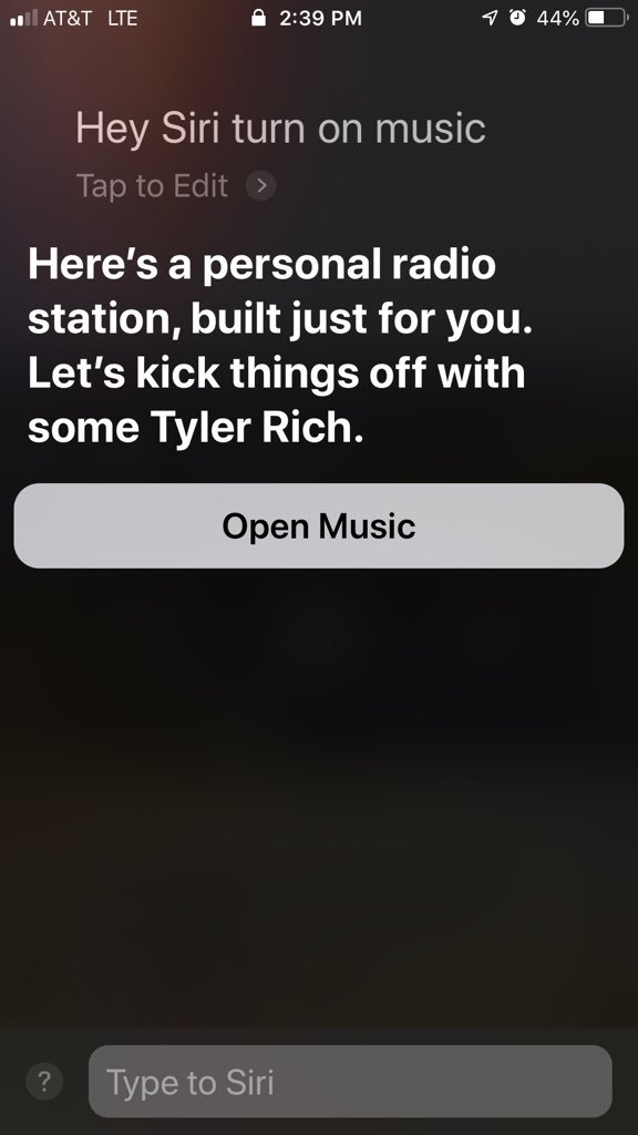 jaquelineyla22's tweet photo. Even Siri knows how to get me through the last part of my work day. @TylerRichMusic #thanksSiri #youdabest #goodmusic #almostfiveoclock #countdown https://t.co/4fG8ym6Gr2