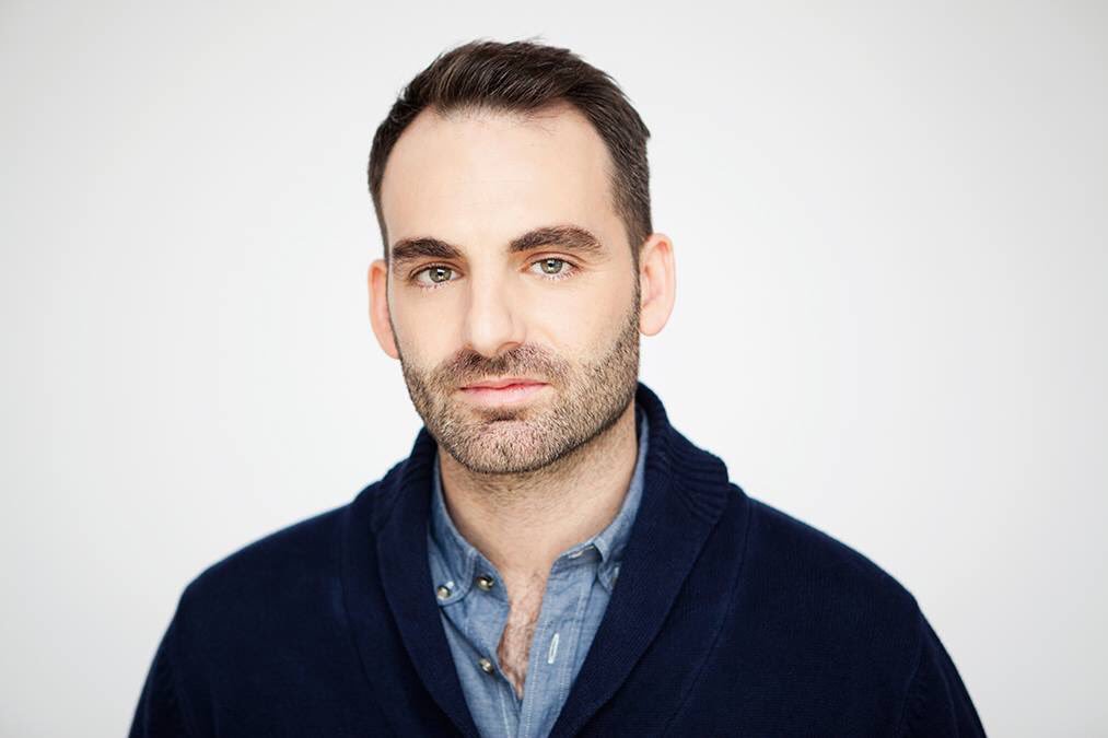 CombustionSpont's tweet photo. Voici Mathieu Lepage, invité du prochain Mis En Bouteille. 
Comédien montréalais, il officie à la LNI, LIM, PUNCH CLUB. C’est également un grand comédien de théâtre et de cinéma. 

Mais avant tout, c'est surtout notre ami, et c'est pour ça que ça va être bien. https://t.co/j9lZ0TEtZZ