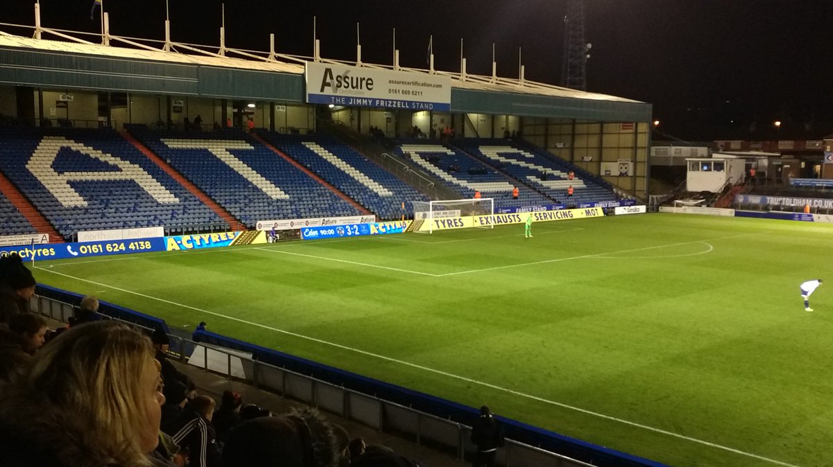 actyres's tweet image. A great second half come back from @OfficialOAFC in @CheckatradeTrpy tonight from #2down to 3-2 #win @RazRazza02 #OldhamHour @allaboutoldham @oecnews @helenwilliams31 @2811SportMedia @TomHamer7 #manofthematch ⚽⚽⚽