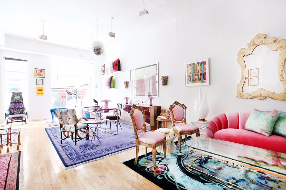 Maximalism: Because sometimes, more is more! What do you think of this bold decor style? https://goo.gl/GlvgW8
