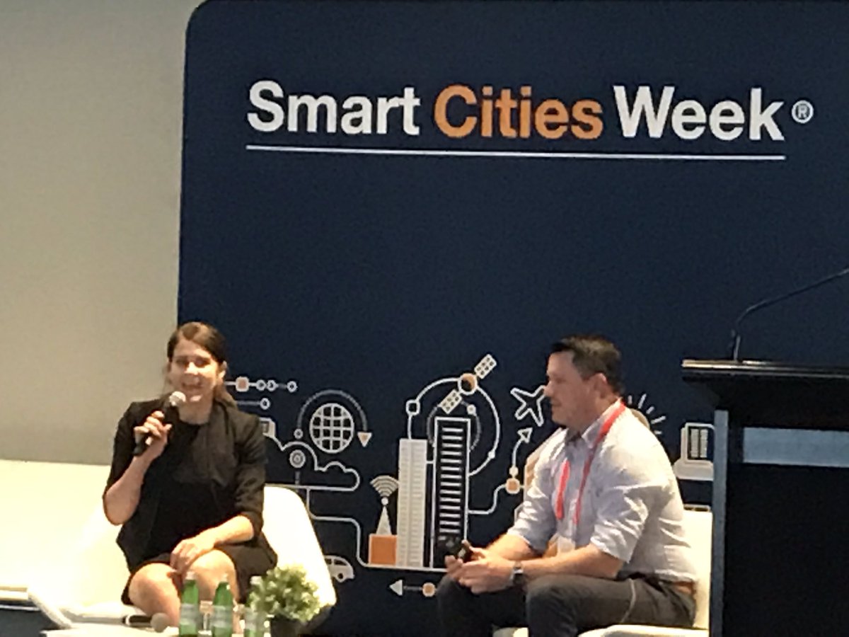 JohannaPitman's tweet image. My favourite topic! Getting good data to show how the #FutureofWork impacts the #BuiltEnvironment. @LinkedIn data so valuable for interpreting talent flows and skills agglomeration. Expertly moderated by @Austrade Meredith Hodgman with Nick O’Donell. #SCWAus @BlueChilliGroup