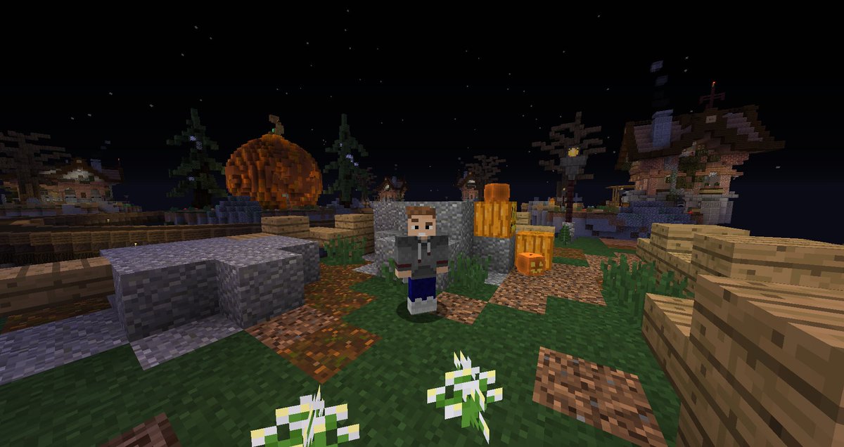 Happy Halloween!🎃 (31.10.2k18) Die Halloween Nacht hat begonnen! Ich bedanke mich für die spukende Zusammenarbeit mit @_Leoooon_ und <a href="/GommeHDnetBT/">GommeHD.net Buildteam</a>. Es sind auf <a href="/GommeHDnet/">GommeHD.net</a> tolle Halloween-Events erschiennen und unter anderem auch meine neue Halloween Map!