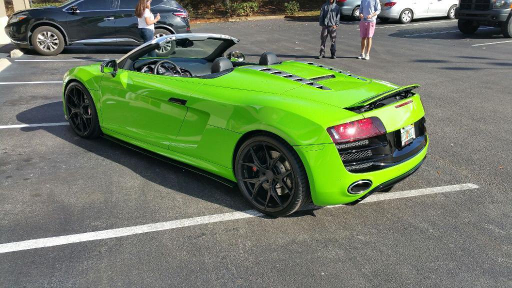 graphics_direct's tweet photo. Full wrap using @adgraphics_na SW #GLOSSGRASSGREEN #colorchangewrap
·
#wrapped #VehicleWraps #Wrap #VinylWrap #wrapkings #wrappedcars #carwraps #carswithoutlimits #amazingcars247 #amazing_cars #autowraps #autorestyling #autorestoration #sema #semashow https://t.co/FFsANMUGwY