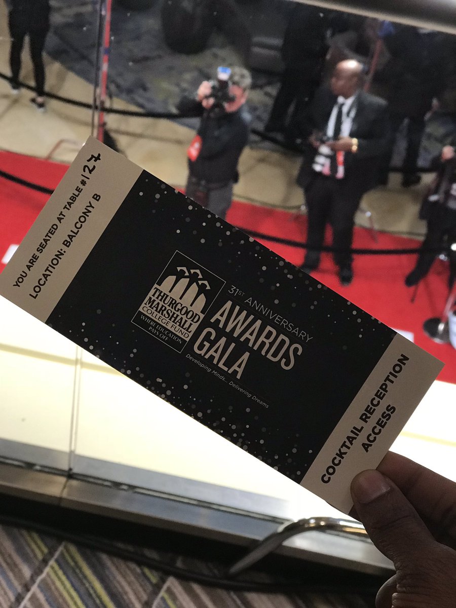 Dra2go_'s tweet photo. Working hard for nights like this ๐๐พ #TMCFScholar #TMCFLI18 #TMCFGALA31 #MyASU https://t.co/QtpeXM5K03