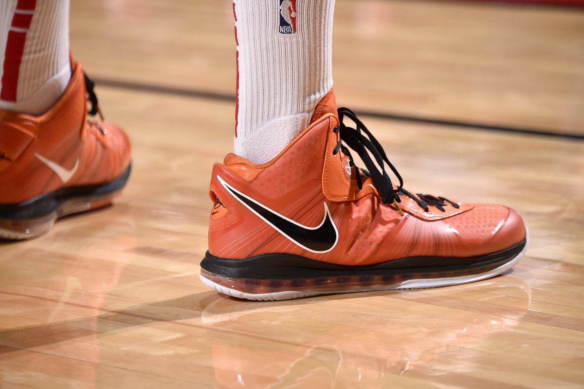 lebron soldier 12 big kids