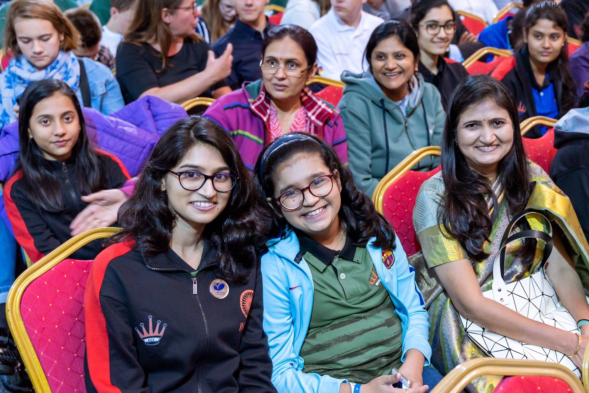 Chess In Greece tweet media