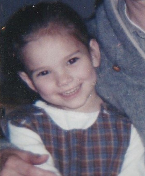 1 pic. In case you something to laugh at today, here’s an Athena glow up? https://t.co/b0ofeNgEXf