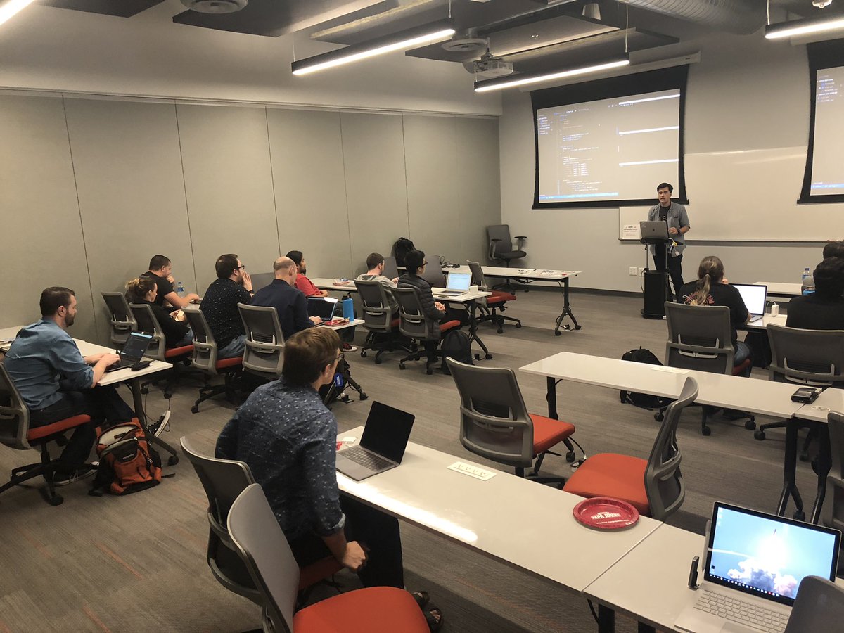 golangPhoenix's tweet image. @tidwall showing off his database implementation. #golang #golangPhoenix