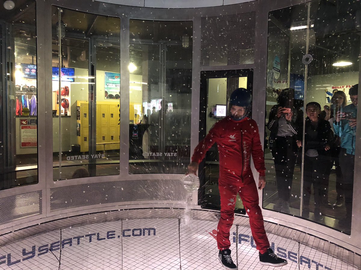 AfomeyaHailu's tweet photo. I had an AMAZING time @iFLYSeattle. I learning about the different scientific aspects of flying. I even got the chance to spend some time inside the wind tunnel where I tried out indoor skydiving for the first time!! #ShowcaseSchool #physics https://t.co/xJY1M5aPwN