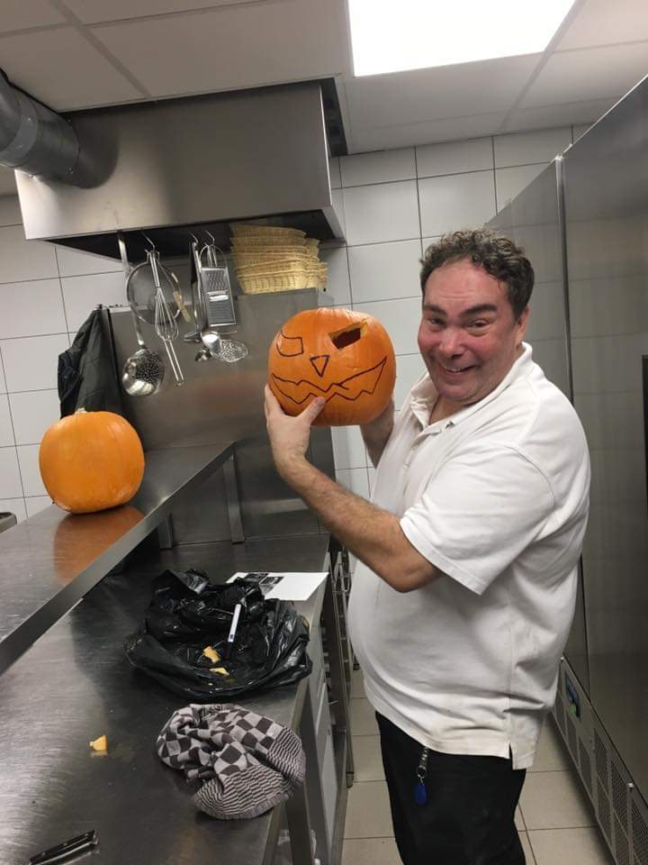 AssistentBw's tweet image. De voorbereidingen zijn getroffen! Nog even en we kunnen van start! #BestWestern #Halloween2018  #DenHaag #archipelbuurt #hotel #BestWesternhotelDenHaag