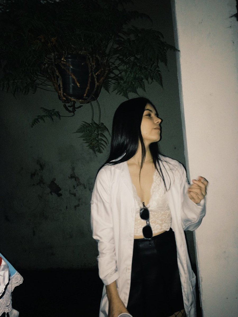 cicloalphas's tweet photo. CHANELLOWEEN V: First Squad https://t.co/mEQ68OCVZp