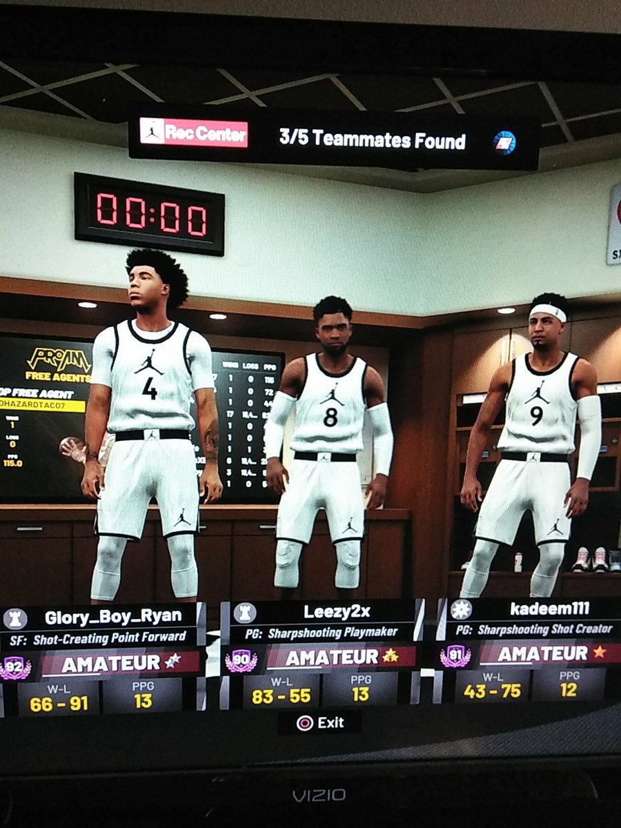 Leezy_2X's tweet image. I'm tired of running with randoms somebody pick me up I gotta Two Way Sharp SF as well #2KFreeAgent  
#ImThaDefender @2KCrewFinder 
@wwwanpaus @WalkOnWarriors
