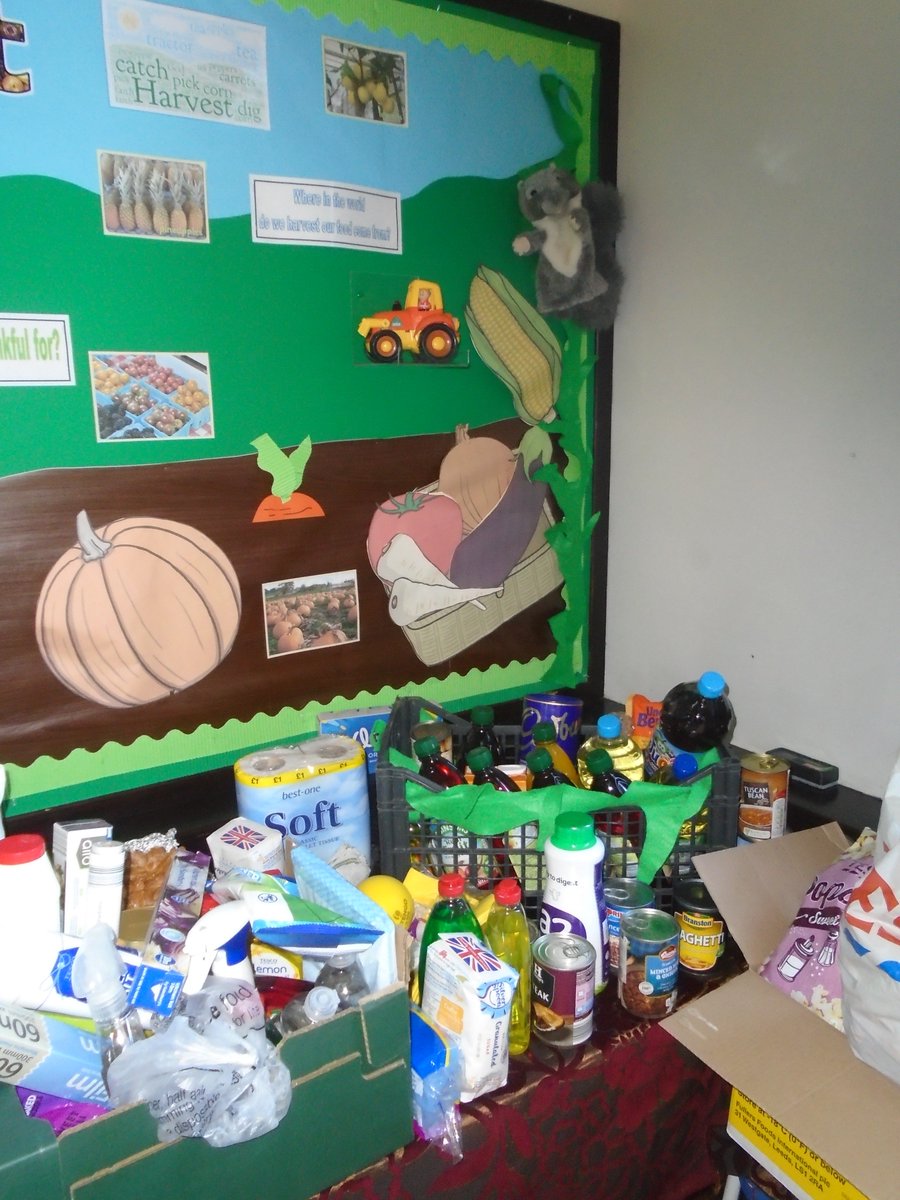 ewcps's tweet photo. The entire school focused on selfless giving this Harvest and a collection of food and home items was made for St Joseph's Homeless Shelter run by the charity Stone Pillow. We did amazingly well and took over 171 kg of items to the Chichester site. A BIG thank you everyone! https://t.co/qDEqigqe6I