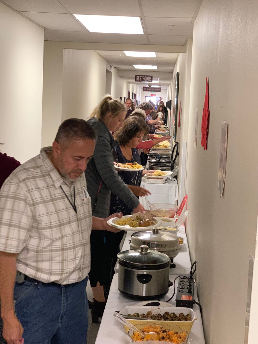 ATinCOS's tweet image. Welcome to the #thanksgivingthunderdome #cssd11