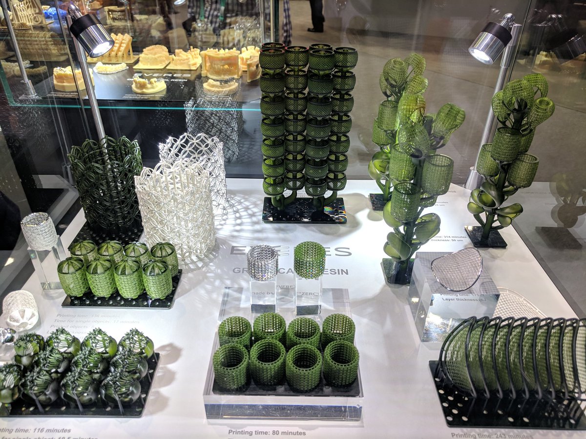 3dprintindustry's tweet image. Gianni Zitteli and his latest invention. The new Sisma EVERES DLP resin #3Dprinting system. #FormNext2018 #formnext