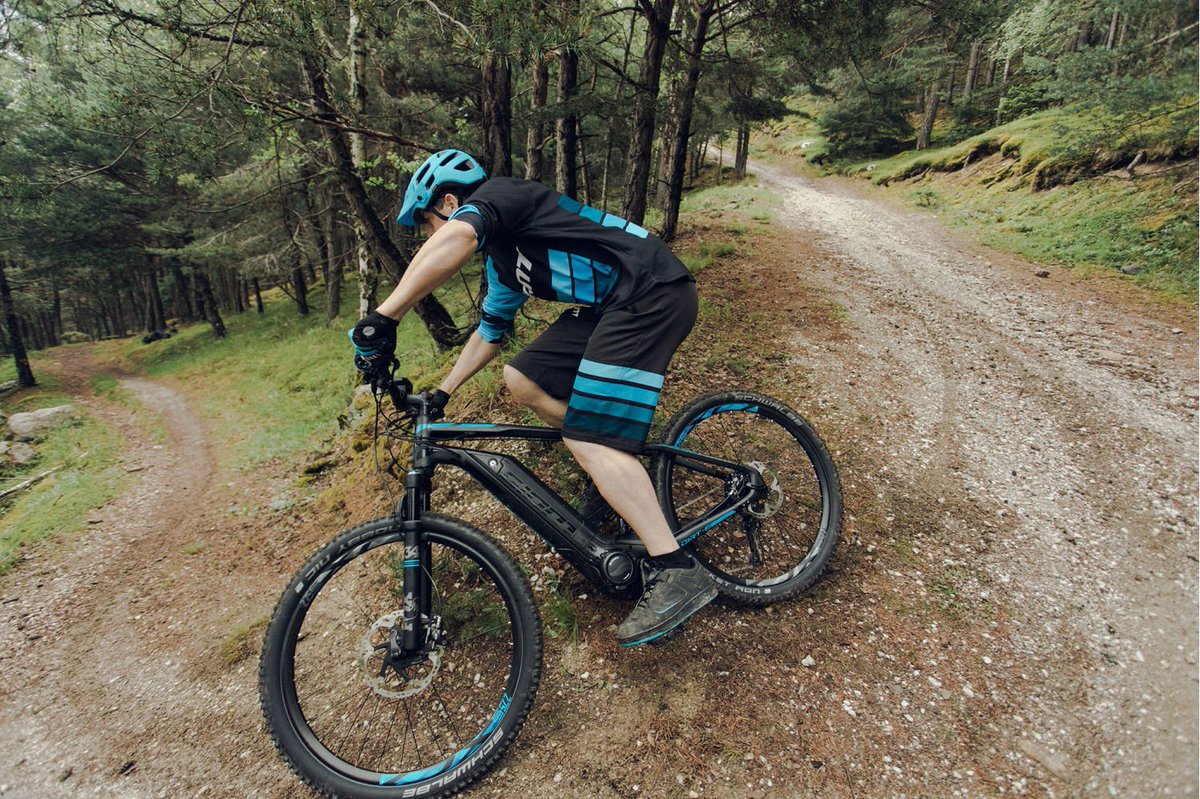 Giant Radlett (GiantRadlett) Twitter