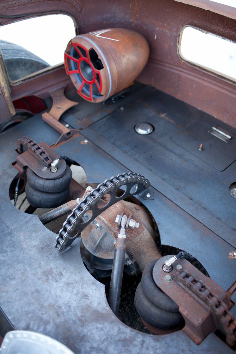 wet_sounds's tweet photo. Come back summer, we miss you! The #wetsounds #ratrod misses you! Hope everyone is staying warm during this cold season, who all has some ol' weathered look #rev #speakers?
#wetlife #airride #showtimemetalworks https://t.co/tkQwP5q1aA