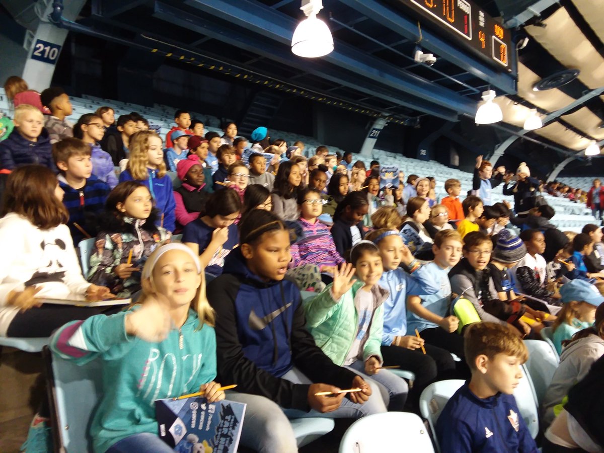 AShekelle's tweet photo. University town life. Just a field trip to a UNC basketball game! https://t.co/M2PMYCwFCx