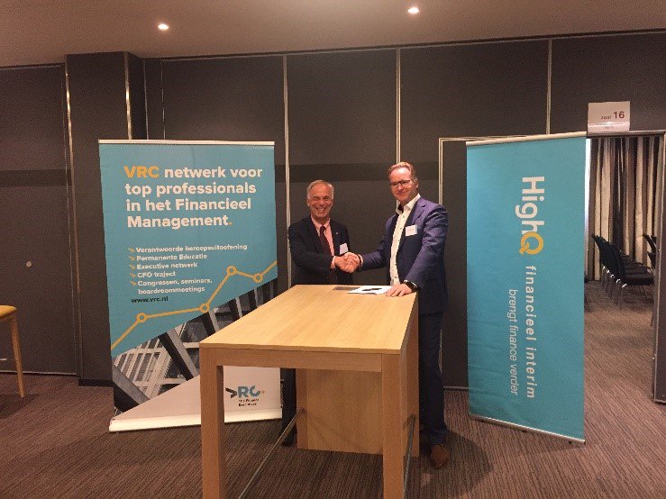 Port of BUSINESS tweet media