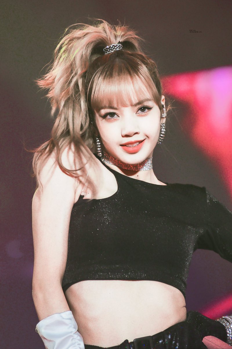 WiNE_LiSA327's tweet photo. [🍷]ㅣ181111 서울콘서트
#BLACKPINK #블랙핑크 #리사 #LISA #リサ #블랙핑크콘서트 https://t.co/5Y3hwaa2Wf