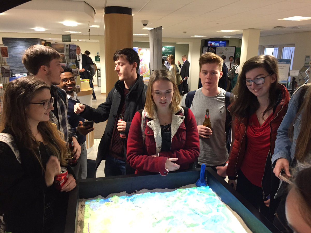 BritGeoSurvey's tweet image. Good end to the day at the @GeolSoc Careers Day at @BritGeoSurvey - our sand pit has been esp busy all day - here are @DerbyUni geo students hard at work !#DerbyGeo