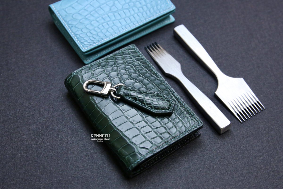 Kenneth Leather Dark Green And Tiffany Blue Mature And Romantic Hermes Leather Leathergoods Leatherworks Leathercraft Design Madetoorder Bespoke Handmade Hongkong Artwork Luxury Handstitched Order Crocodile Leathertools Kenneth Leather Dark Green And Tiffany Blue Mature And Romantic Hermes Leather Leathergoods Leatherworks Leathercraft Design Madetoorder Bespoke Handmade Hongkong Artwork Luxury Handstitched Order Crocodile Leathertools