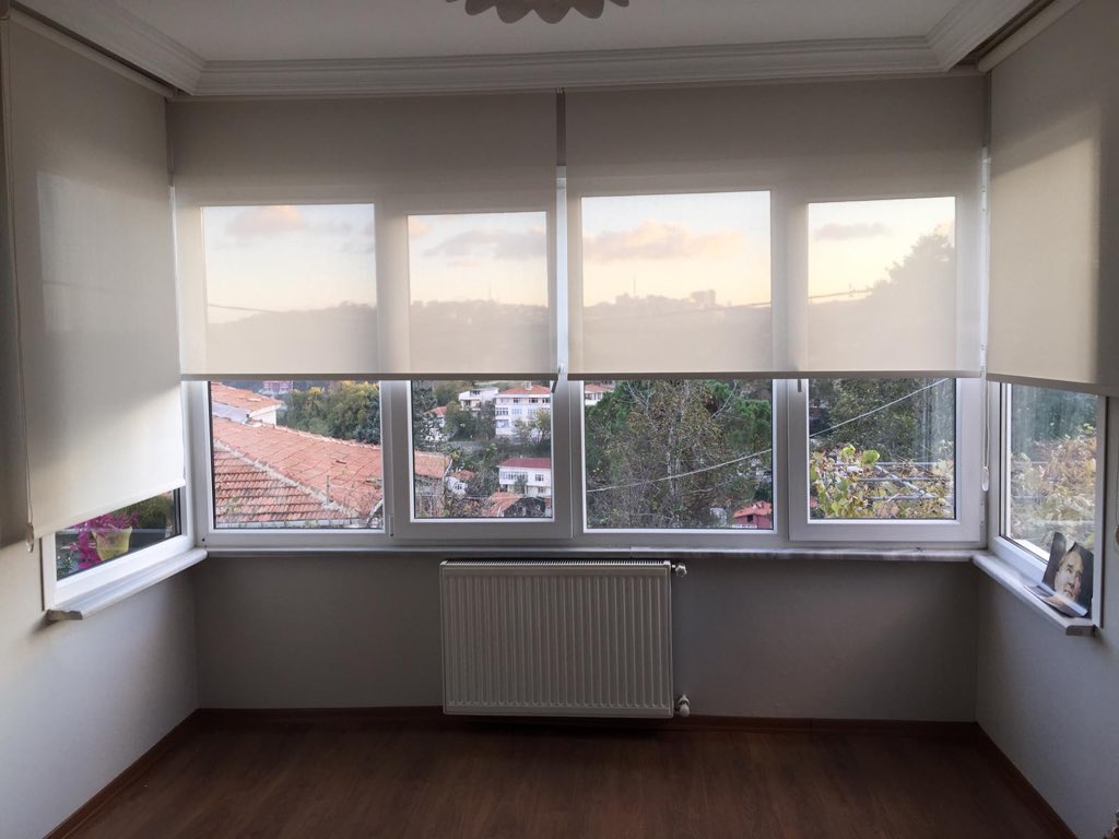 Sunscreen Stor Perde Batı Ataşehir
95% UV Işınları Bloke ,Alevalmaz,Yıkanabilir 49.50 m2 /TL . sadeceperde.com