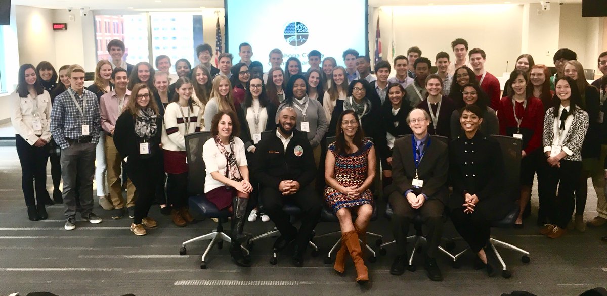 CuyahogaCounty's tweet photo. Happy Student Government Day!
We are excited to team up with @cleveleads today to meet with 52 local high schoolers. We’ll be talking local & state gov’t and making trips to a few federal offices in Cleveland! #WeLeadCLE https://t.co/9W6GxrHXox