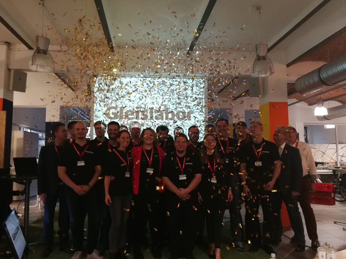 Heute konnte ich wieder einmal die Stärke eines integrierten DB Konzerns erleben. Es fand das grandiose Finale #Demoday eines gemeinsamen Innovationsprogramms des @DB_Skydeck der @dbsystel und des #Gleislabor der #BahnBauGruppe statt. Herzlichen Glückwunsch allen Gewinnern!