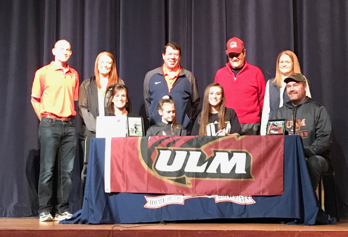 WakelandHS's tweet photo. Congratulations to Victoria Altieri for signing to play soccer at ULM ⁦@ULM_Soccer⁩ https://t.co/w3aqXPVMsm