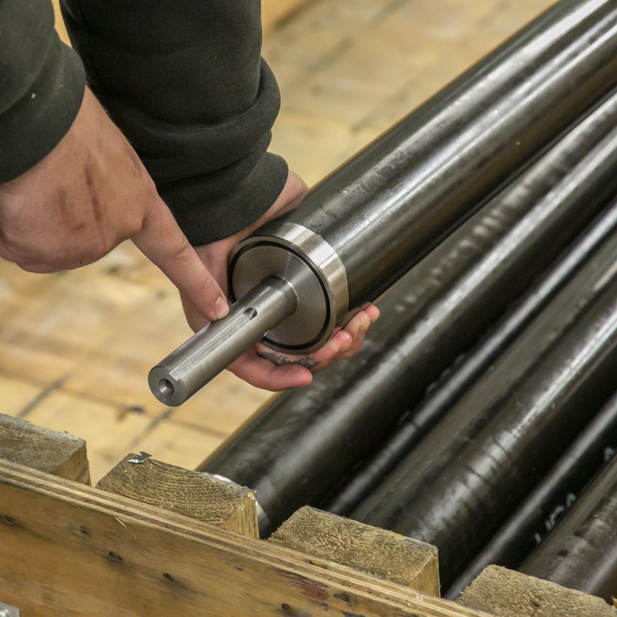 Pierce_Ind's tweet photo. Whether you’re moving small packages or working with industrial sized printers, we #custom #design rollers to your specific application. 

Get in touch with a roller specialist to get started on your design. 

https://t.co/BZaR2ei5Fc https://t.co/OaPQYsMY0z