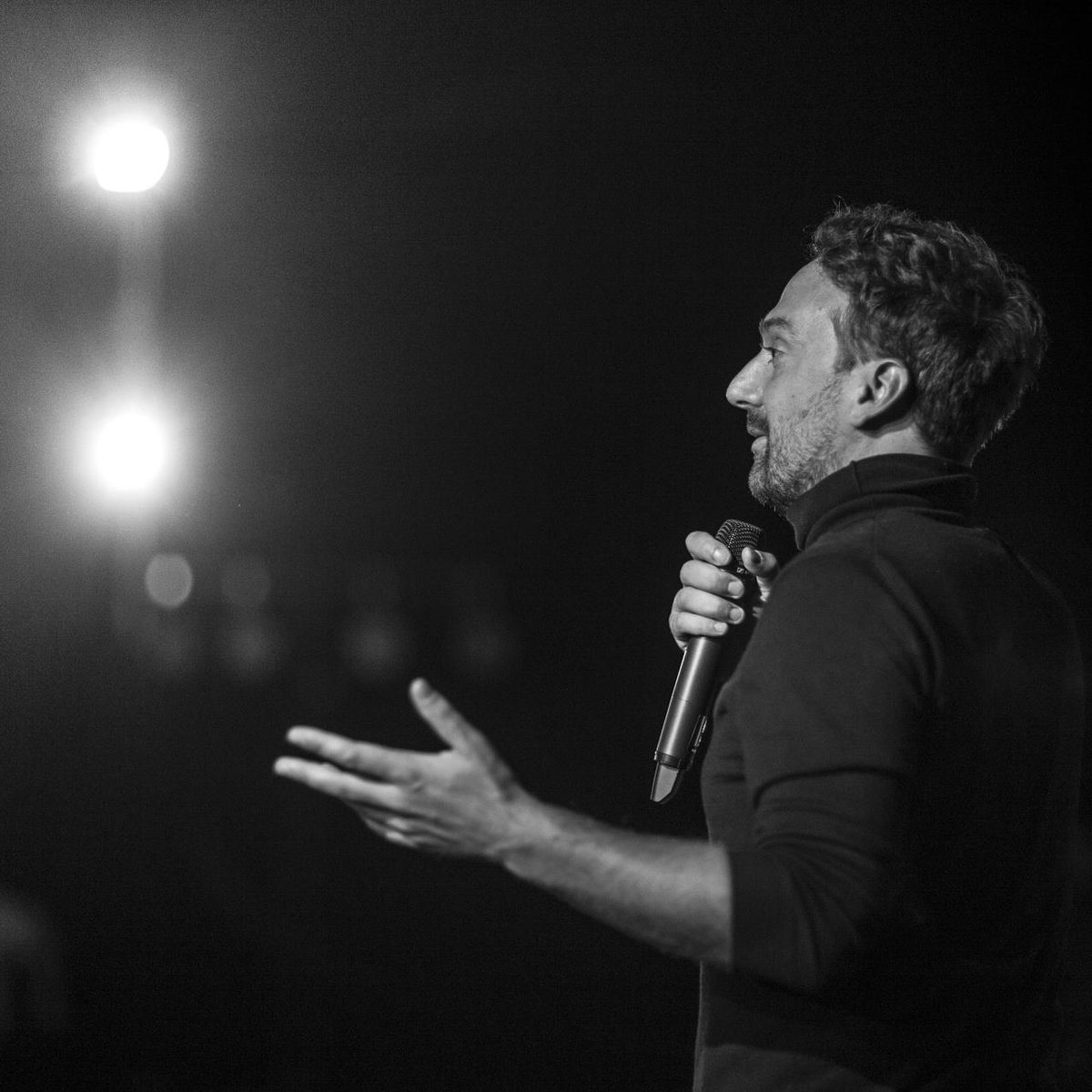 Merci aux 600 spectateurs venus à l'avant-première du film #LesInvisibles au cinéma <a href="/LeGrandPalace85/">CinémaLeGrandPalace</a> aux <a href="/lessables/">Les Sables d'Olonne</a>-d’Olonne ! 
Et merci pour le don des kits d’hygiène réalisé par le cinéma et le Zonta club pour l'APSH. 🙏