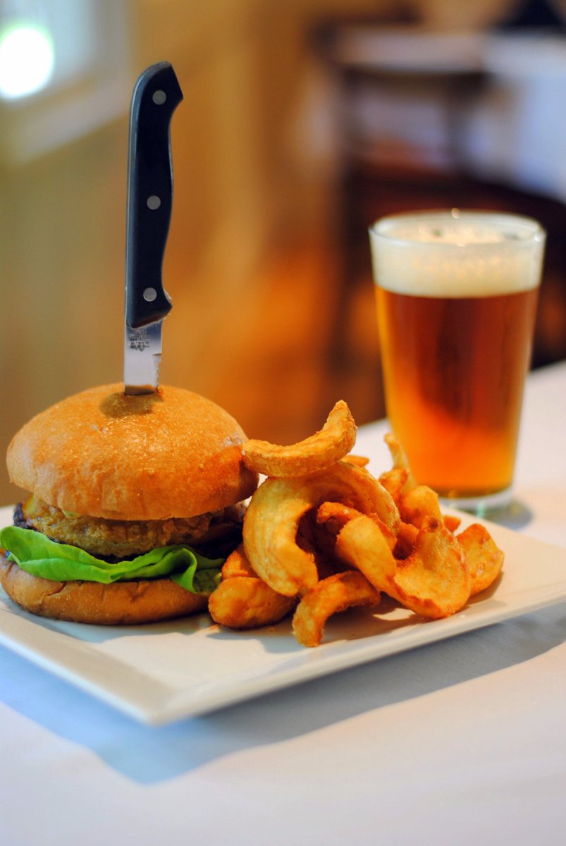 The George, paired with <a href="/FairhopeBrewing/">Fairhope Brewing Co</a>! #match #mobileal